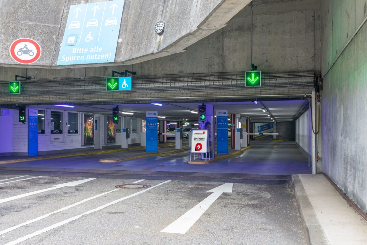Parken Am Flughafen Stuttgart Leinfelden Echterdingen flyaway-service.de